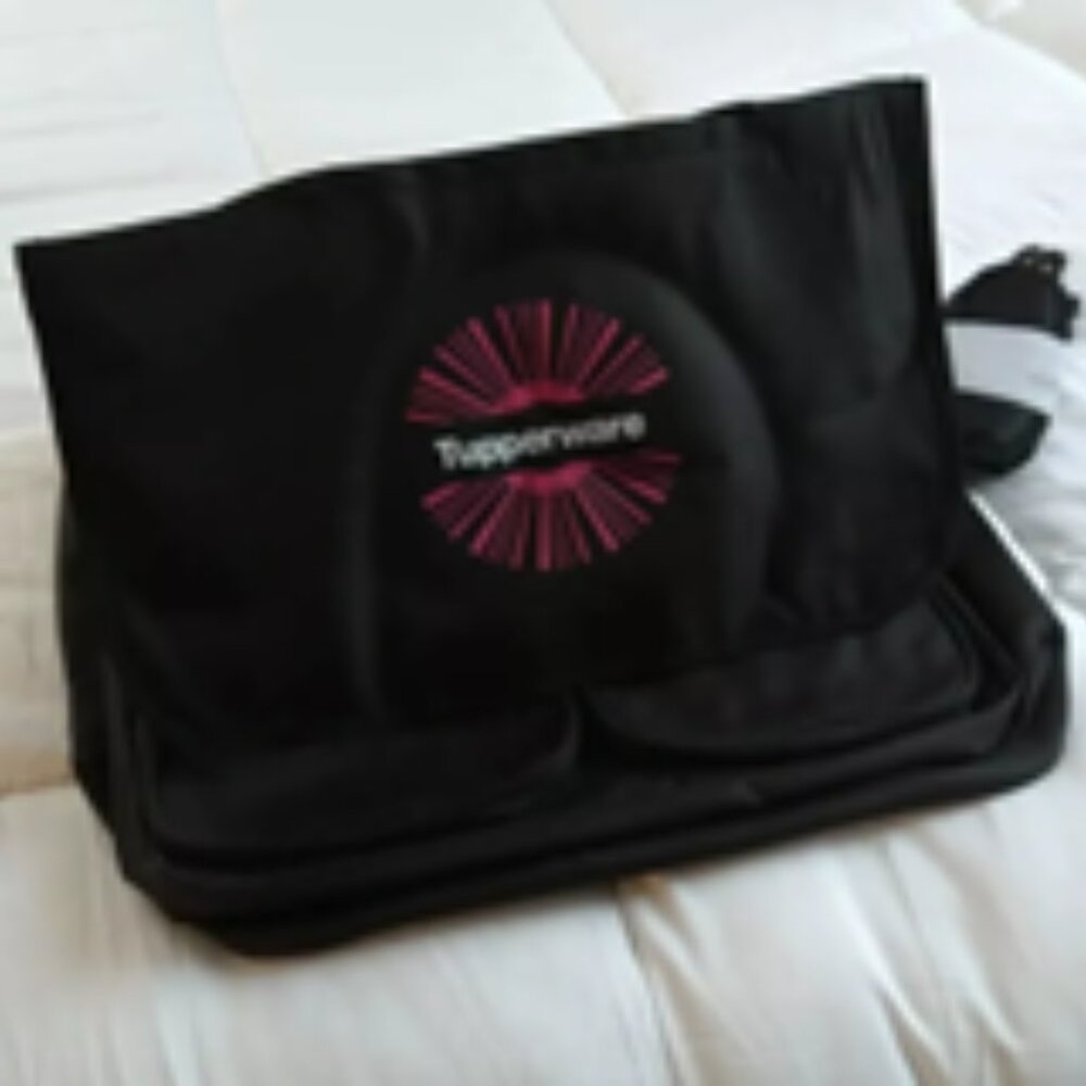 Tupperware branded carry bag
